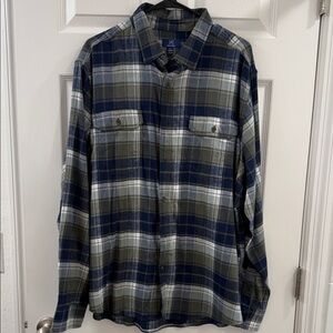 American Eagle Outfitters Blue and Gray Checkered Shirt